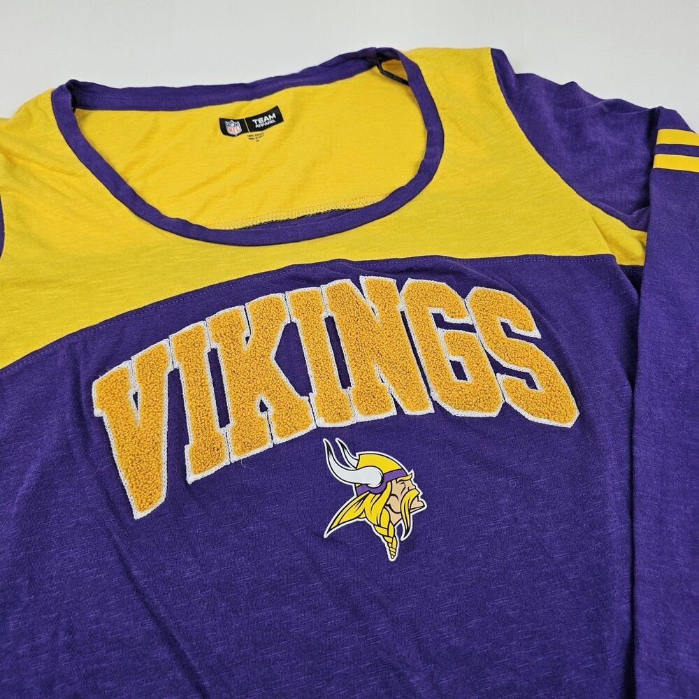 Minnesota Vikings Womens XL Long Sleeve Shirt Purple Gold NFL Chenille
